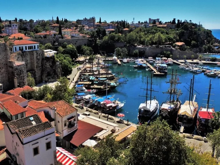 Antalya ilahi Grubları